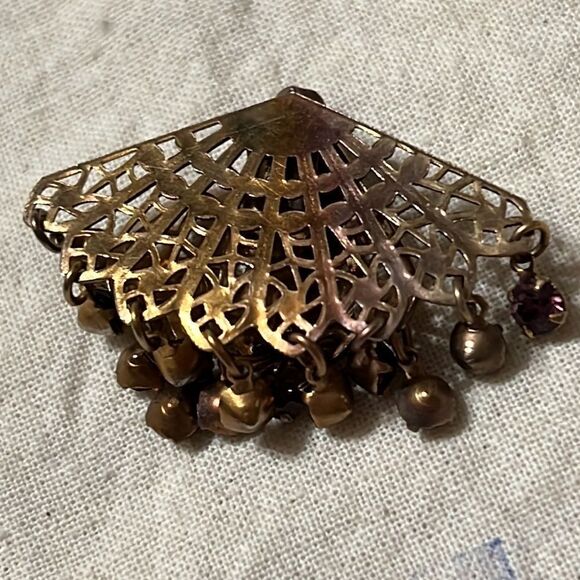 Vintage Gold-Tone Filigree Fan Clip-On Earrings with Beaded Fringe - Picture 5 of 8